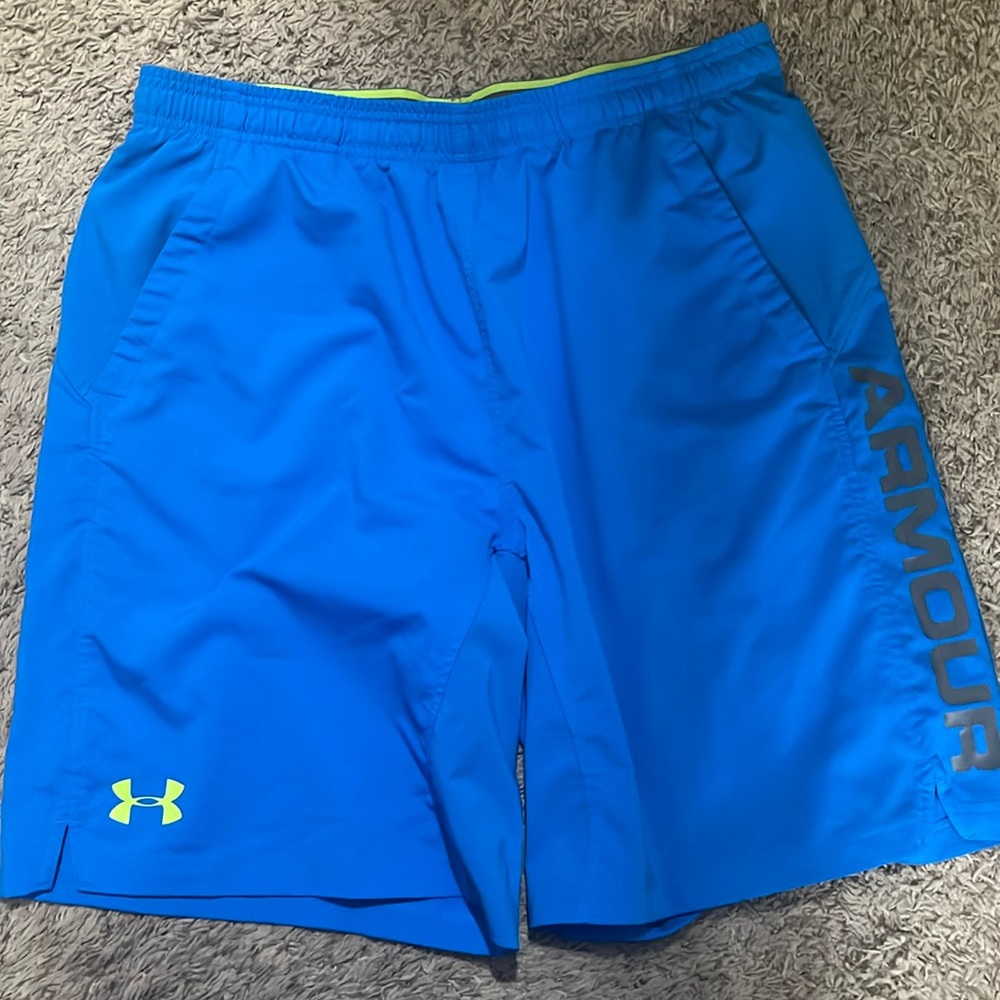 Under Armour workout/swim shorts, XL, 22” from hip to bottom, great condition